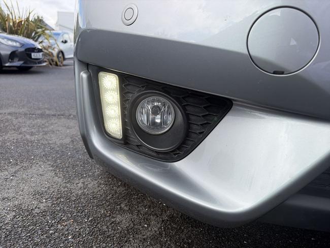 Honda Jazz Photo spincar-83b0fd6b95d173f3638cba5f27cc7c222df51fda.jpg