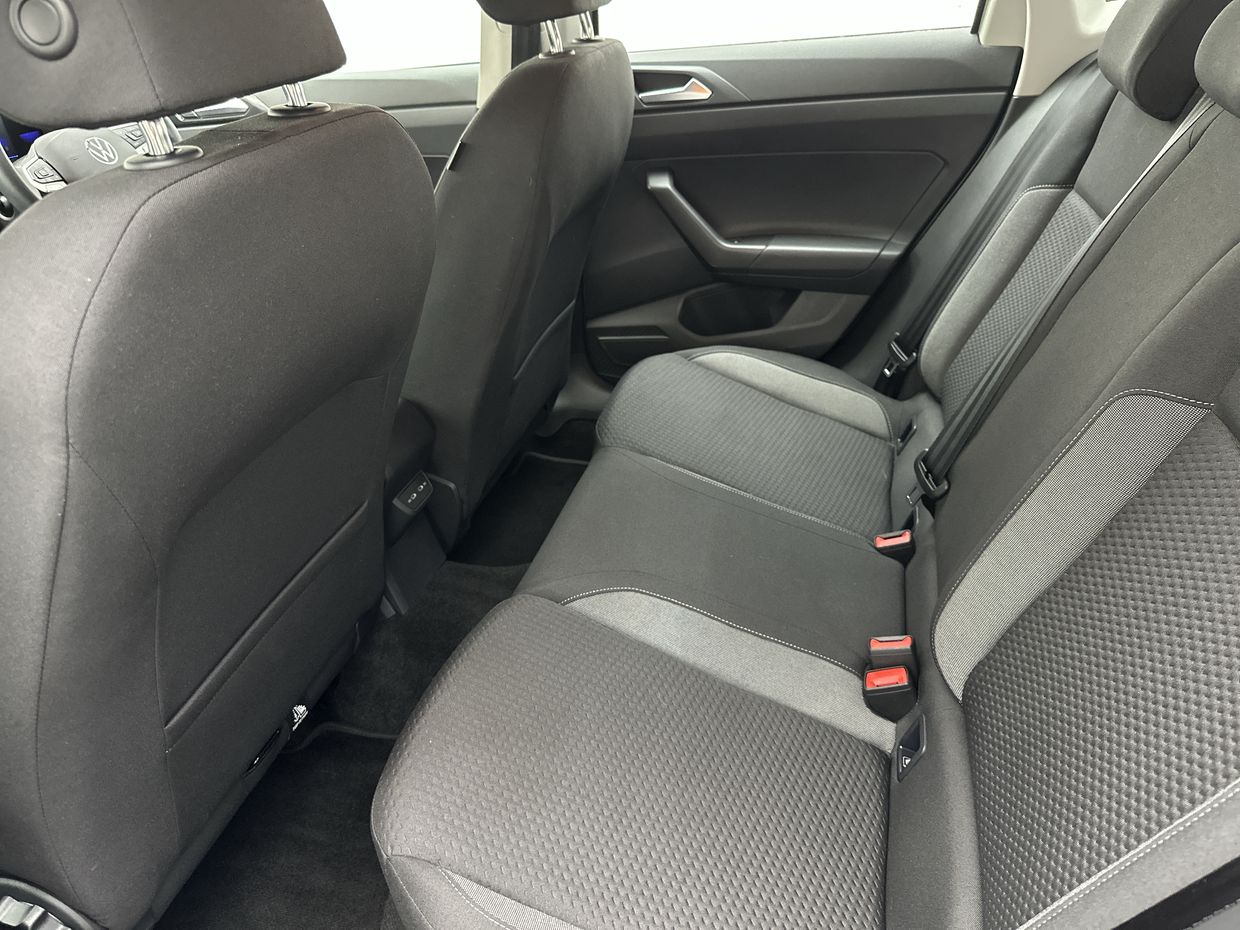 Volkswagen POLO Photo 17