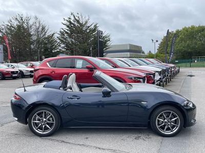 Mazda MX-5 Photo 14