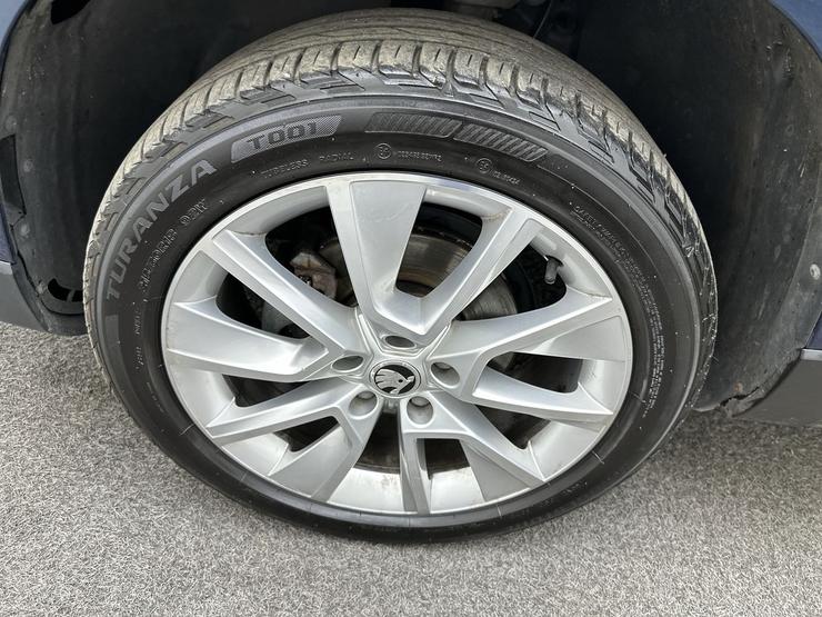 Skoda KAROQ Photo spincar-85a15ef3f1d2753768793d75df909a65d0de9d82.jpg