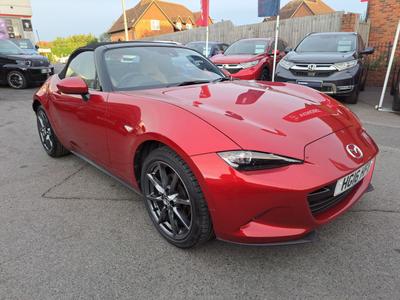 Mazda MX-5 Photo 17