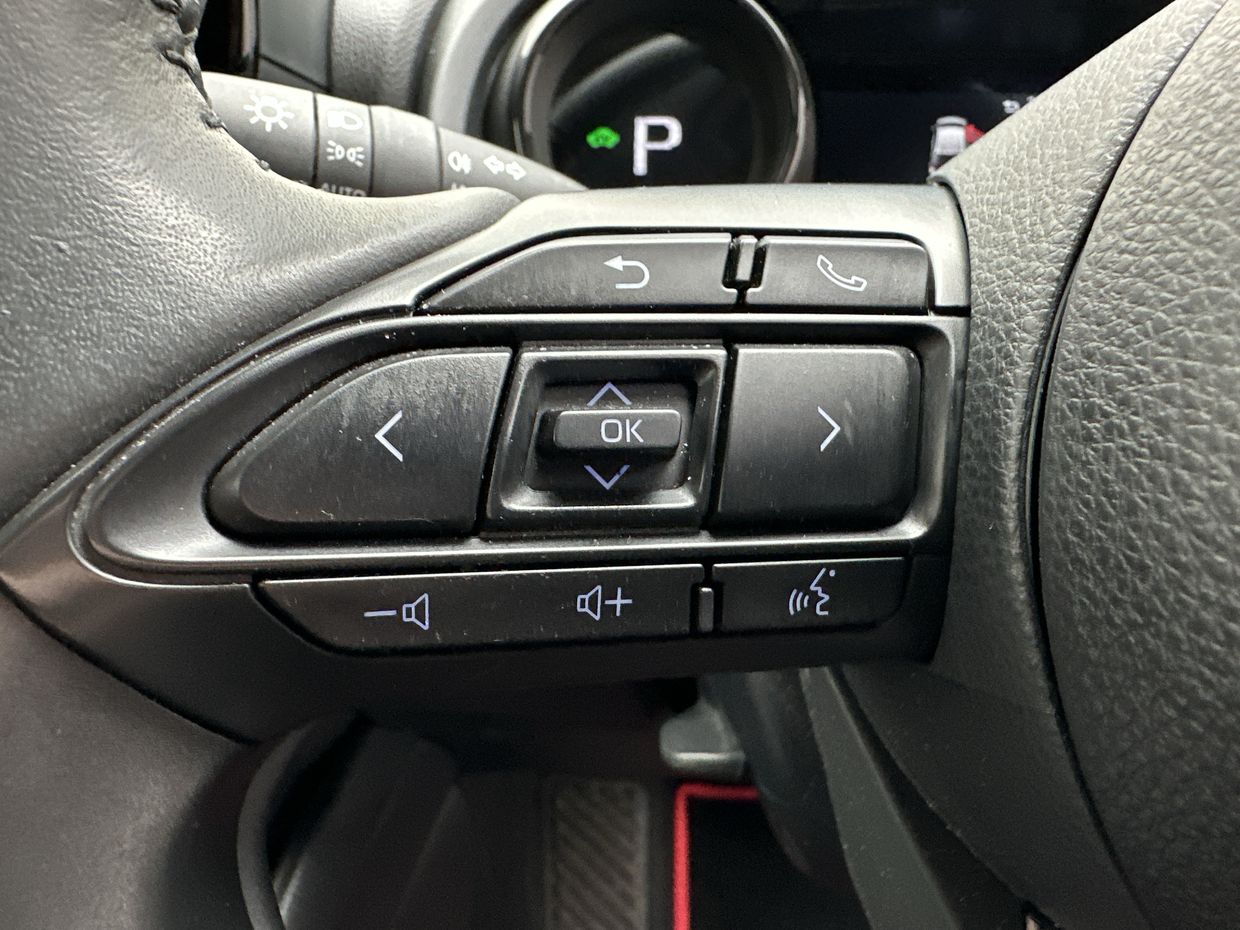 Mazda 2 Hybrid Photo 10