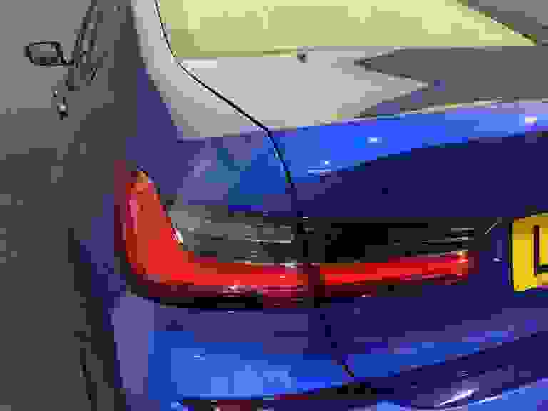 BMW 3 SERIES Photo spincar-86fd1463a0ab6903cfff37d3fea749628cb3435a.jpg