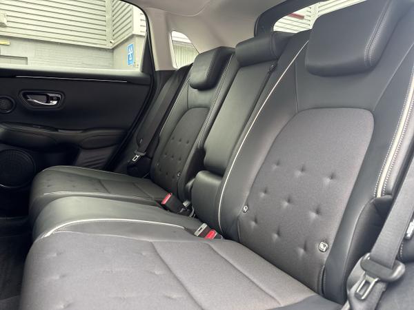 Honda ZR-V Photo 18