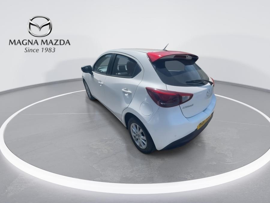 Mazda Mazda2 Photo spincar-882feaff3b089b2b0ca5f8d386baa30fde6b9a67.jpg