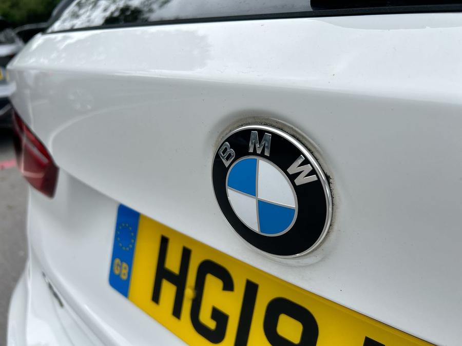 BMW X1 Photo spincar-88542038d02f8e72ff7d397e64fa3f14fd9a347e.jpg