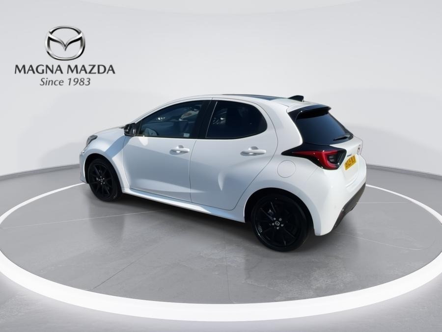 Mazda Mazda2 HYBRID Photo spincar-887b95815701803ca21b63d792d1a0e14d36c134.jpg