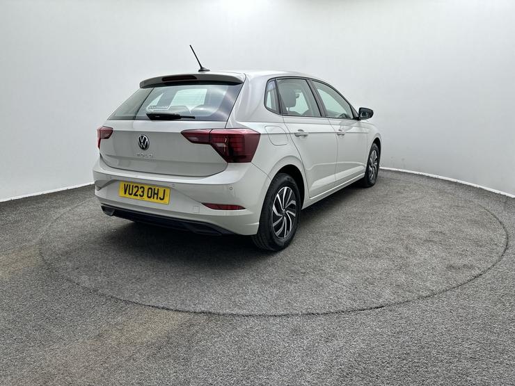 Volkswagen POLO Photo spincar-89831766d1c514b118d1c953bdb63e5c3a6a576e.jpg