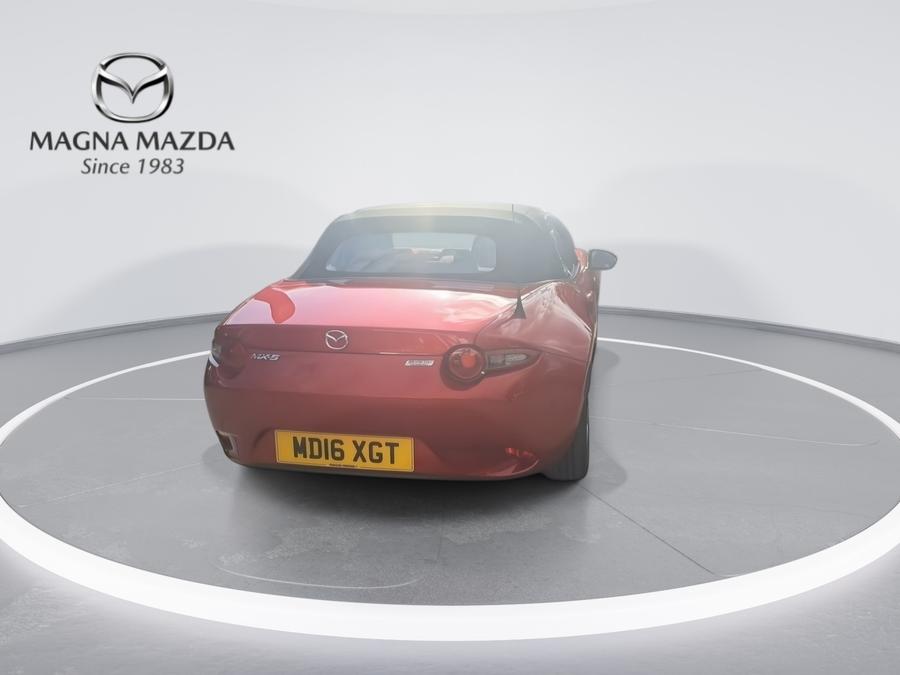 Mazda MX-5 Photo spincar-89bee45a421788c5d47f72e0bfb92fa877b8174b.jpg