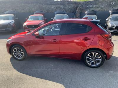 Mazda Mazda2 Photo 16