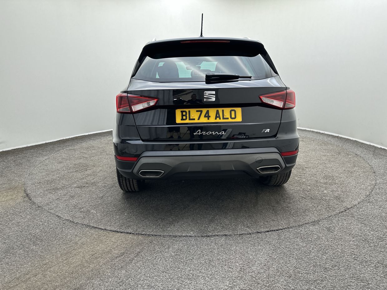 SEAT ARONA Photo 6