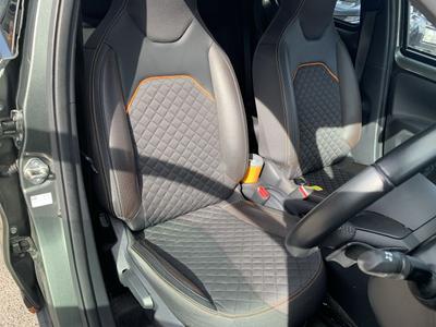 Toyota Aygo X Photo 13