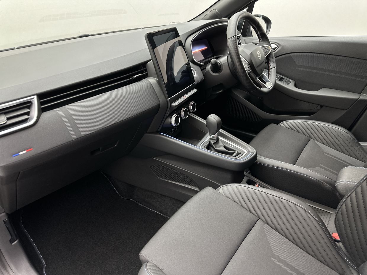 Renault CLIO Photo 19