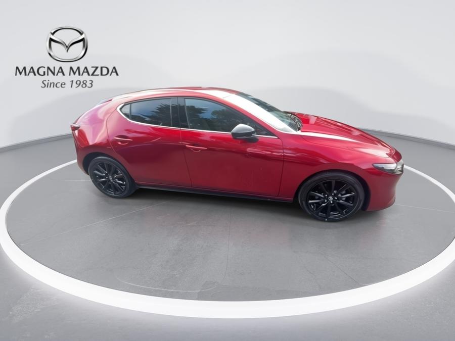 Mazda Mazda3 Photo spincar-8bd171bd992498b59cb785f7b0f482c84531125c.jpg