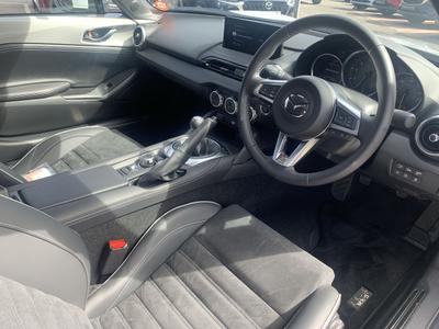 Mazda MX-5 Photo 13