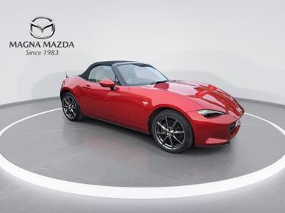 Mazda MX-5 Photo 11