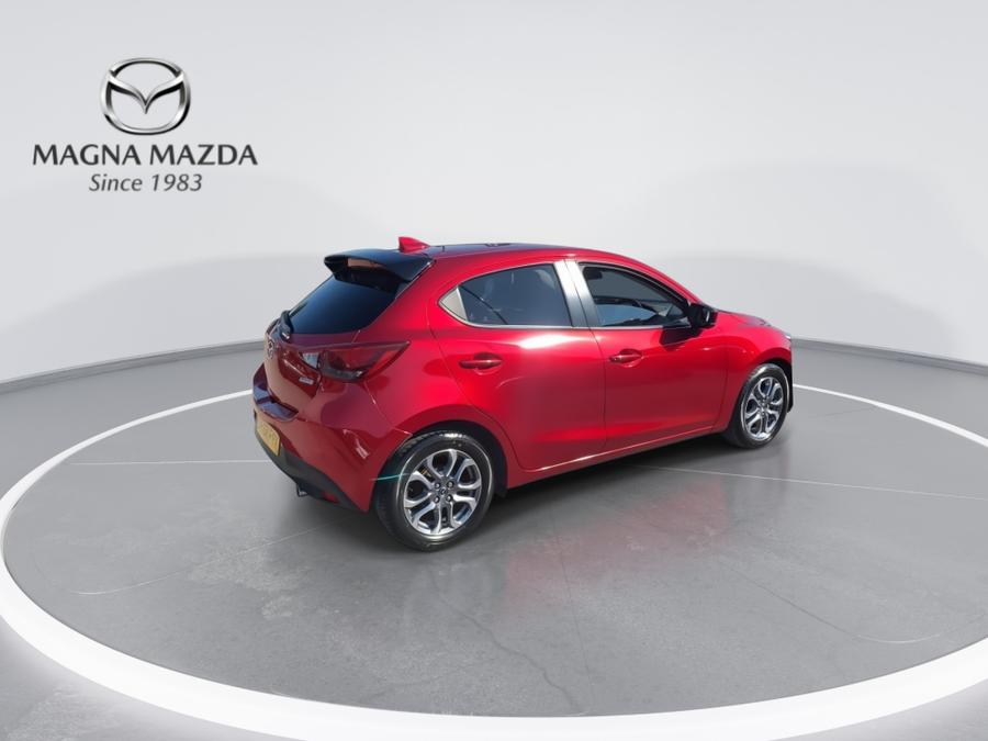 Mazda Mazda2 Photo spincar-8c4686abae93051313f487db4b3a5a42b86198fe.jpg