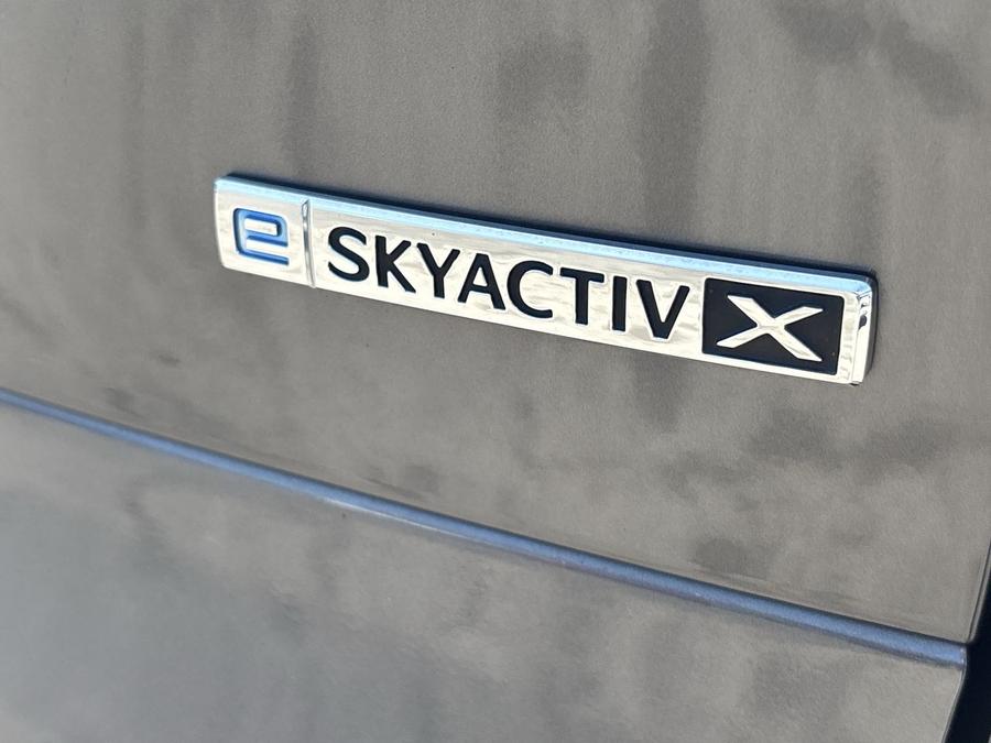 Mazda CX-30 Photo spincar-8c62db852cbb6ce1e37bf71b207e8638b45b0f4a.jpg
