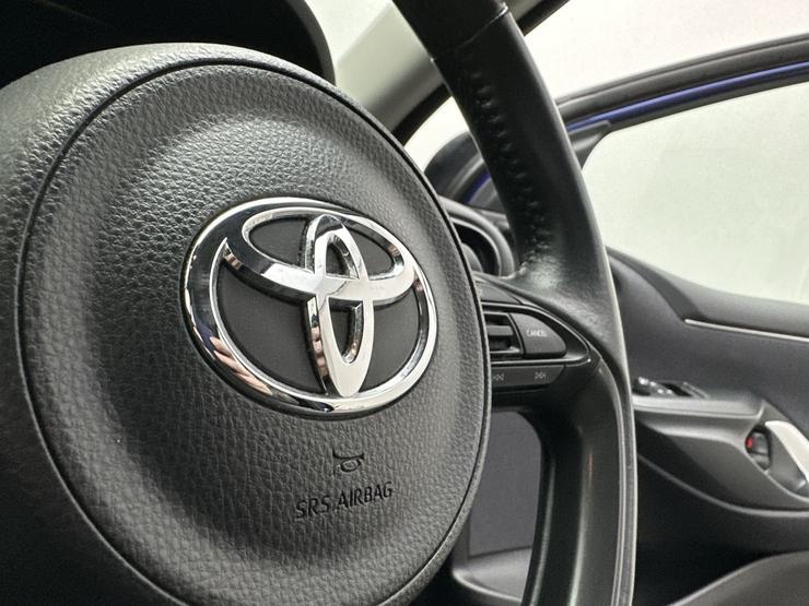 Toyota Yaris Photo spincar-8cb1457c06619a91c7294d992b70db5b94857137.jpg