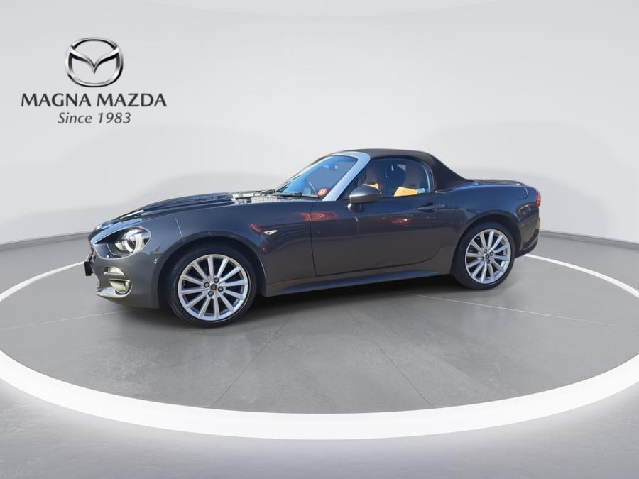 Fiat 124 Spider Photo spincar-8cb4be837e0655e95e3de773557b43eef93a3ed0.jpg