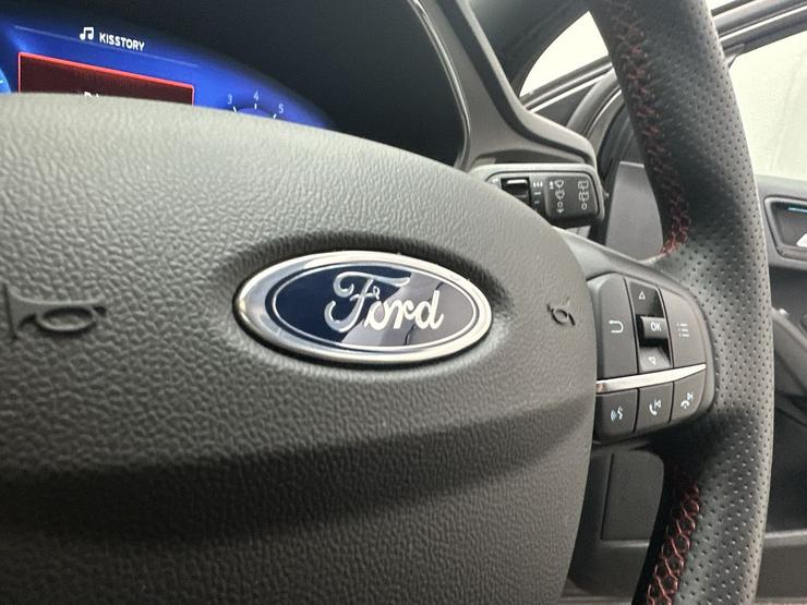 Ford Focus Photo spincar-8d0f5ce7ef5b0dfe7176de1224730f1f589b90f6.jpg