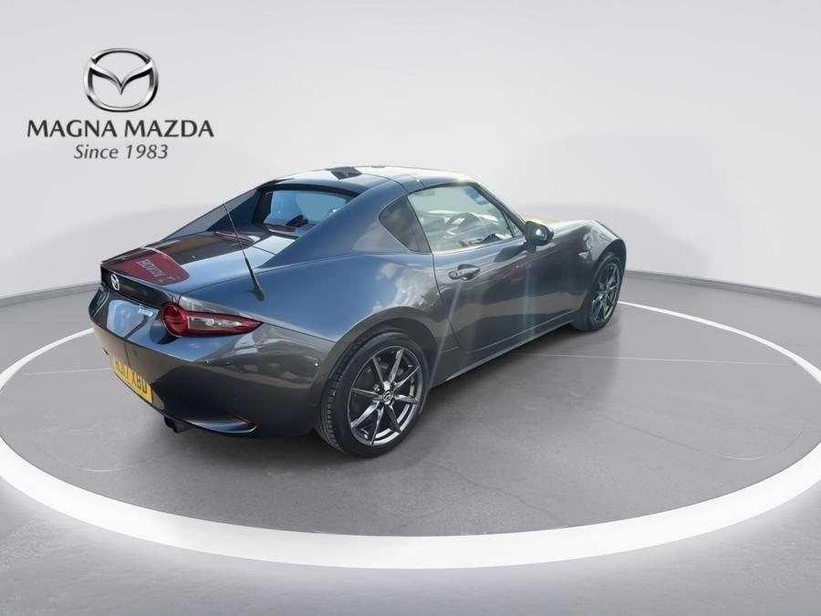Mazda MX-5 RF Photo spincar-8e04e53a530031173a81f3ca1125c36ebfd49224.jpg