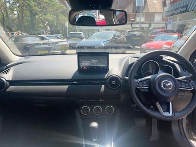 Mazda Mazda2 Photo 24