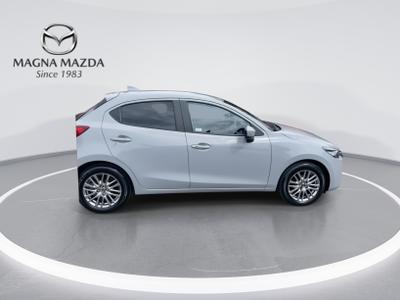 Mazda Mazda2 Photo 9