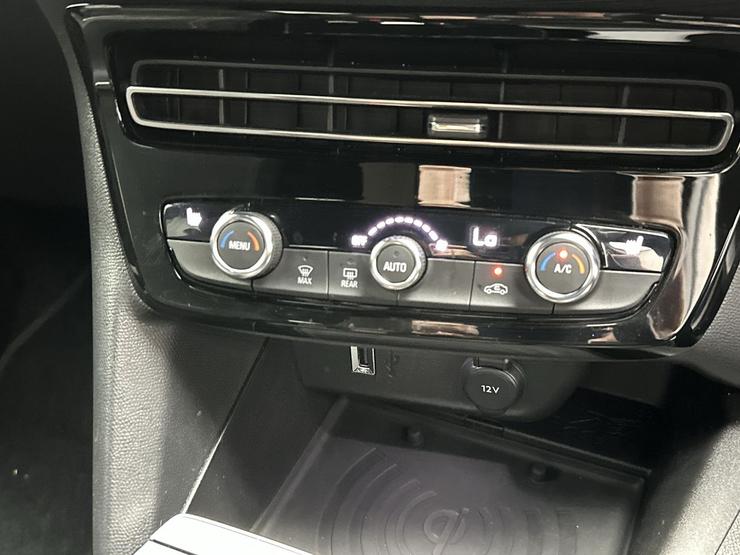 Vauxhall MOKKA Photo spincar-9084a918218dc78b09edb1e37ee6a9d1d85aa14d.jpg