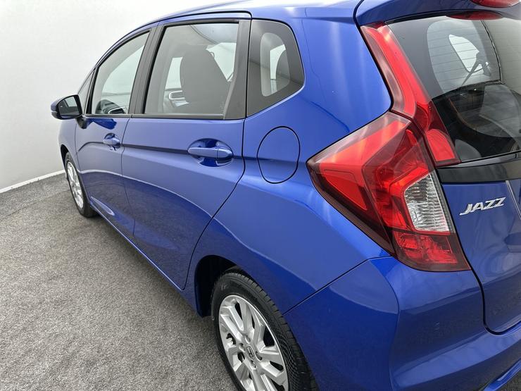 Honda Jazz Photo spincar-90b8cbc1587cadcbbd35914cb9a667141365531e.jpg
