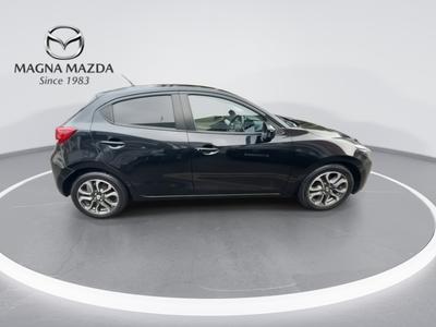 Mazda Mazda2 Photo 3