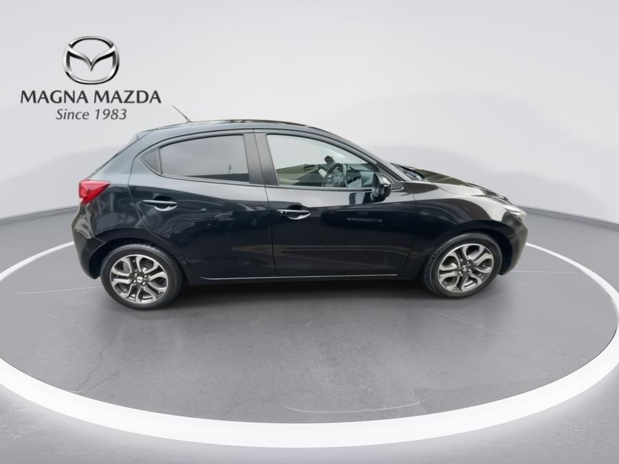 Mazda Mazda2 Photo spincar-91192489b570fa38aa5b19aa1f3887c1c79f8216.jpg