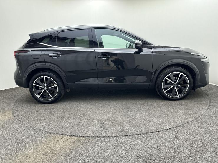 Nissan QASHQAI Photo spincar-9125393e7adc26b97074274f5f19f3313bbae5b6.jpg