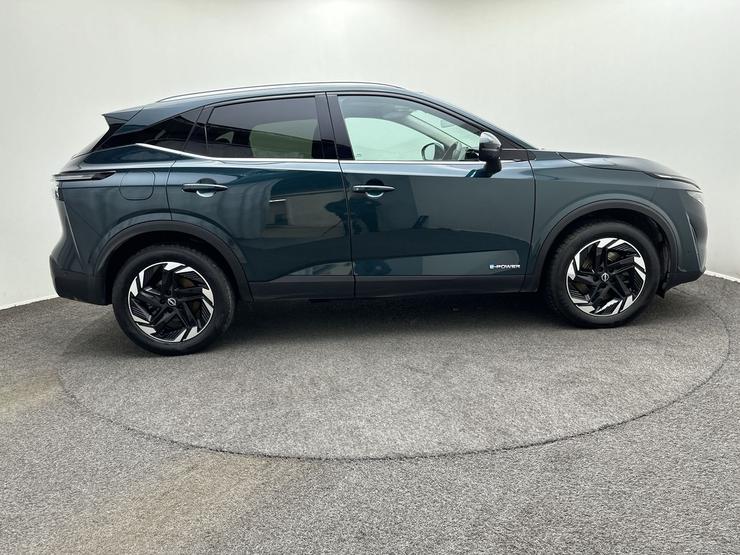 Nissan QASHQAI Photo spincar-912ef0b0bc39207396c6bef814d75d69e56e8c7b.jpg