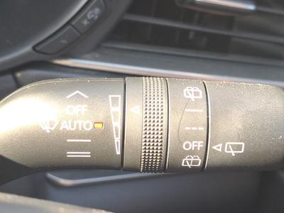 Mazda CX-30 Photo 40