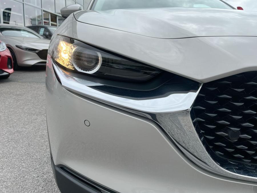 Mazda CX-30 Photo spincar-929f2667bfefe8caf493a18b36f9f2446d1ce901.jpg