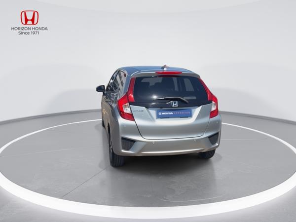 Honda Jazz Photo 2