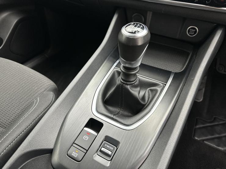 Nissan QASHQAI Photo spincar-93301bc1b63ed6b4635ef4df086d3b126c39f2c2.jpg