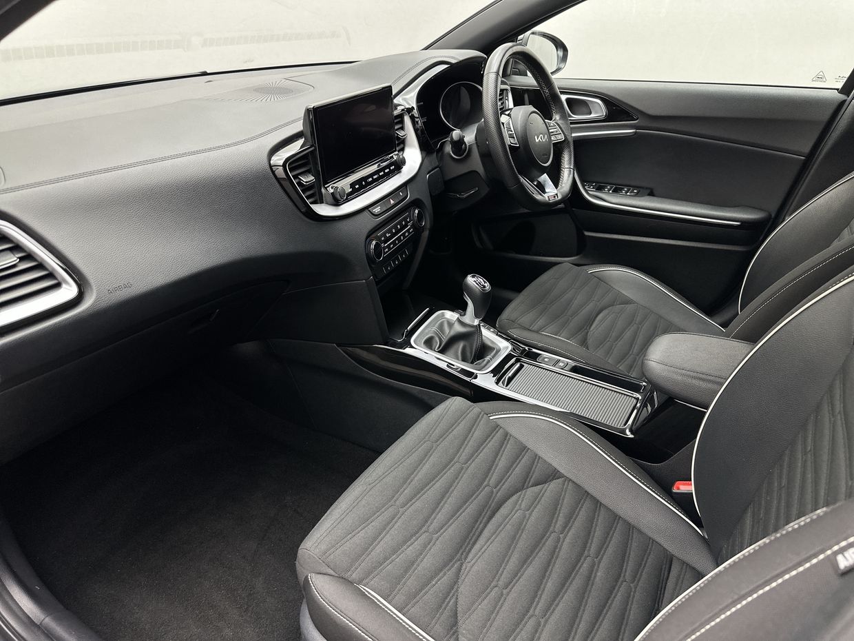 Kia Proceed Photo 19