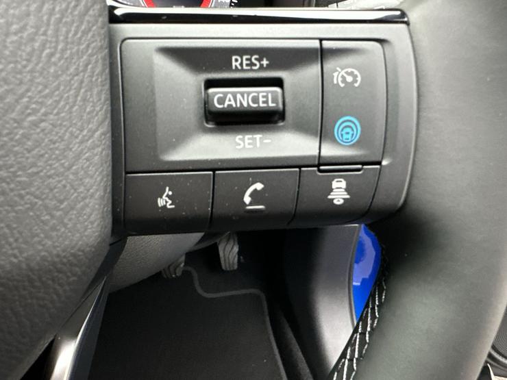 Nissan JUKE Photo spincar-94917386b6bda52e5ef352600b5c911ebbd0ddf2.jpg