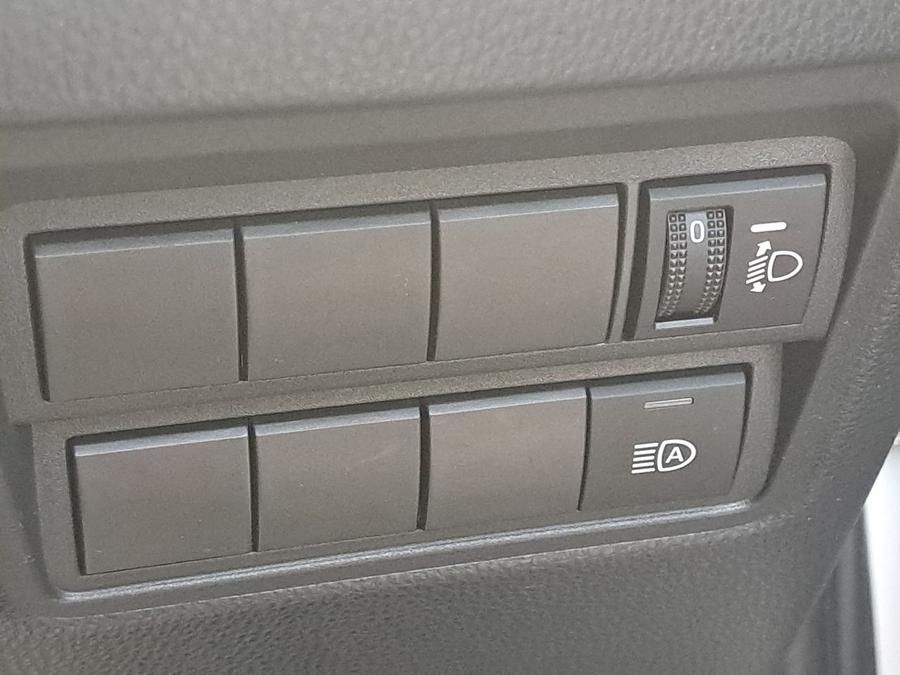 Mazda Mazda2 HYBRID Photo spincar-94d2126ea1f2865e669049b45413b70cfc40249b.jpg
