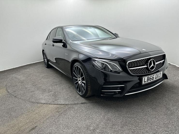Mercedes-Benz E CLASS Photo spincar-95215f811c779109cb4bd7b0e256effd8253418c.jpg