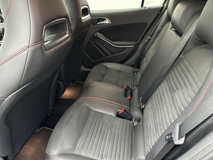 Mercedes-Benz Gla Photo spincar-9568d3dc28da66ccc67dc203b5a2857df3606da2.jpg