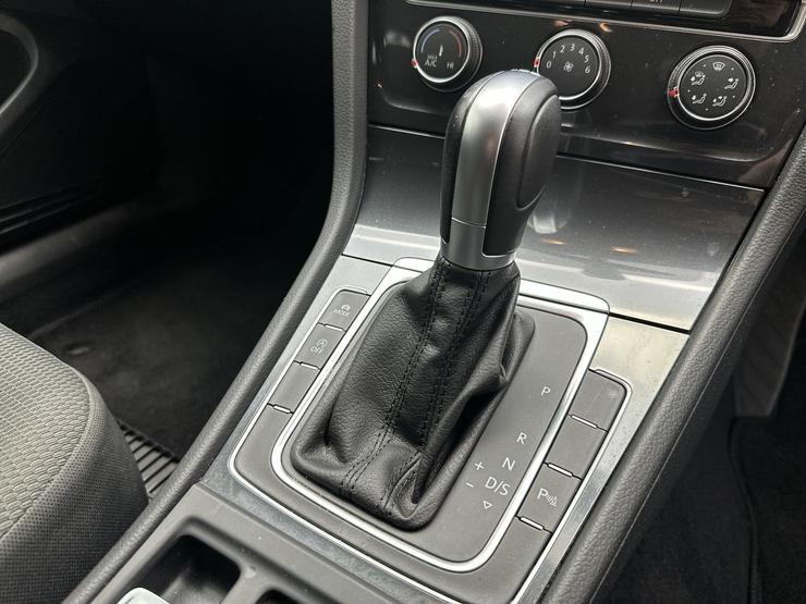 Volkswagen GOLF Photo spincar-9580fa80ed28b42f06e66e88eae9b15c9a8409b7.jpg
