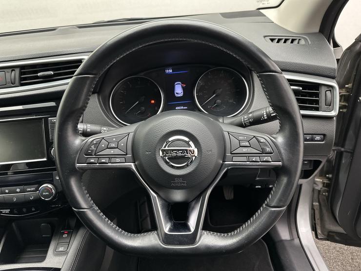 Nissan Qashqai Photo spincar-95b60a8b8086ff670868aabc4a3e33ee7e7202fa.jpg