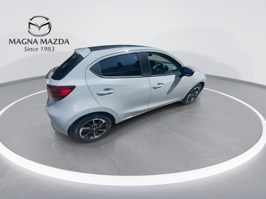 Mazda Mazda2 Photo spincar-965ea38953b82a4468ca34fe2f508e872bdab37f.jpg