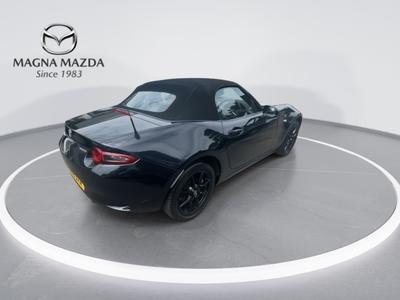 Mazda MX-5 Photo 10