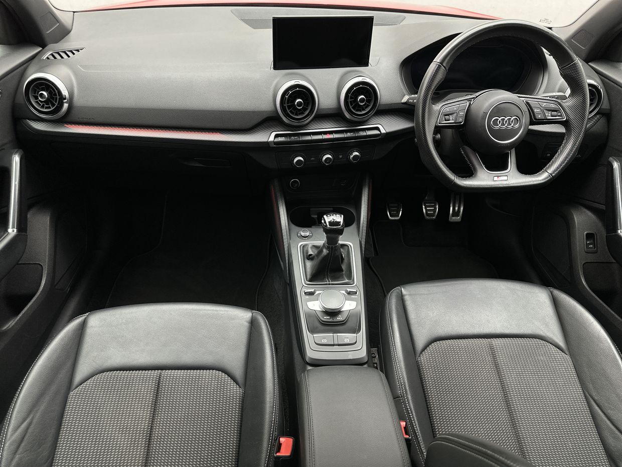 Audi Q2 Photo 15