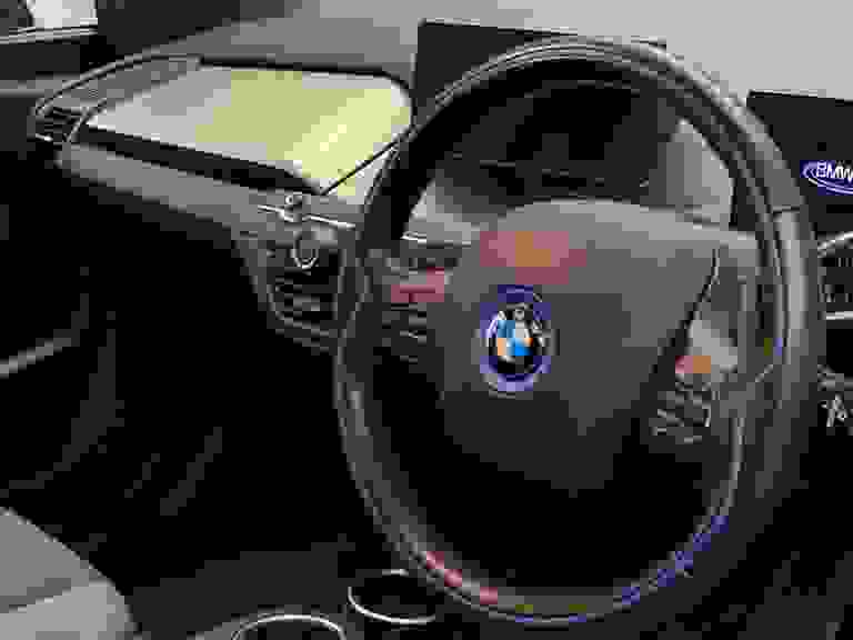 BMW I3 Photo spincar-976fbe5ab1c7d023c97a333761e7c036c5ec9b95.jpg