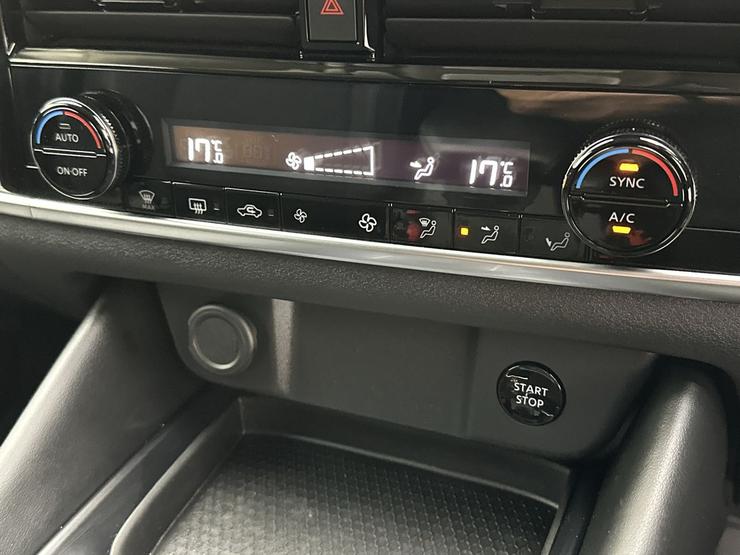 Nissan Qashqai Photo spincar-977fde1ee1f91cf6a206f103e9e8497be2a69cf6.jpg